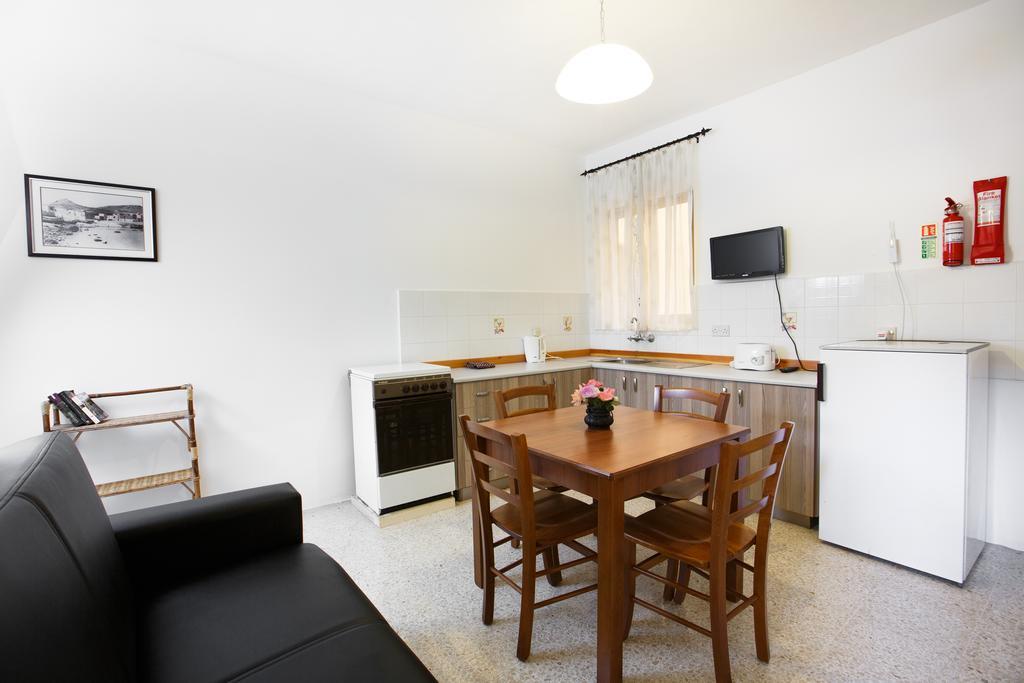 דירות Marsalforn Dolphin Court מראה חיצוני תמונה