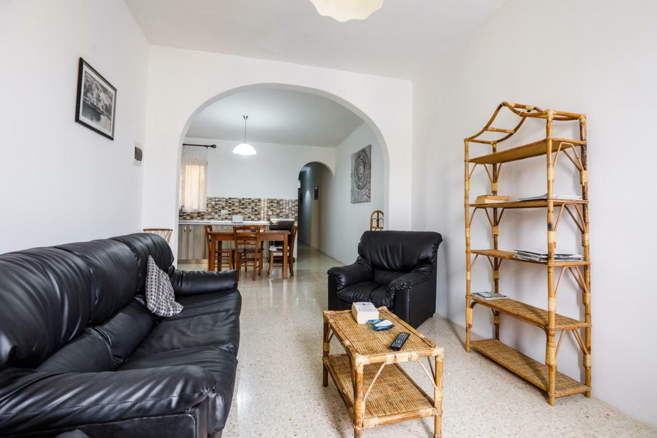 דירות Marsalforn Dolphin Court מראה חיצוני תמונה