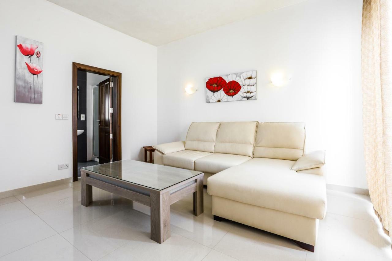 דירות Marsalforn Dolphin Court מראה חיצוני תמונה